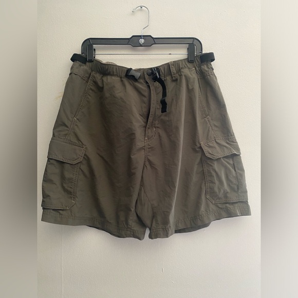 REI… Men's shorts… green tone 100% Nylon Size L - Picture 3 of 8